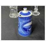 Collection of 5 Decorative Glass and Porcelain Tableware Pieces inc Lamberton