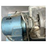 Tiny Trim Reuben Schneider Specialty Tools Inc. Electric Cutter