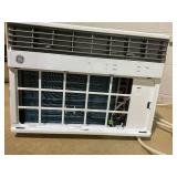 GE 12,000 BTU 115-Volt Smart Window Air Conditioner for 550 sq. ft. in White with Wi-Fi and Remote (Used, Missing Front Cover)