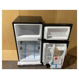 Midea 3.1 cu ft Mini Freestanding Refrigerator