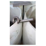 4 barrels of 1/2" Klein Hickey Heads, quantity approx 2533