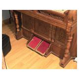 Pump Organ by Chicago (USA)