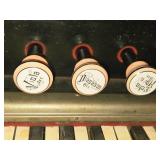 Pump Organ by Chicago (USA)