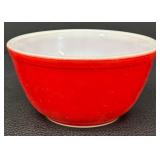 Set of 3 Vintage Pyrex Mixing Bowls in Yellow, Red, and Blue