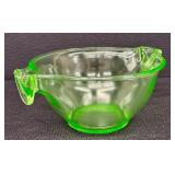 Vintage Uranium Glass Mixing Bowl / U.S. Glass Dining | Vintage Green Vaseline Uranium U.S Glass 2 Handle Batter Mixing Bowl