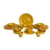 Vintage Fiesta Homer Laughlin Genuine Fiesta USA Vintage Yellow Dinnerware Set - 7 Dinner Plates