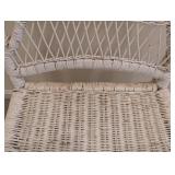 LL - Vintage White Wicker Chair