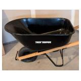 G - True Temper Wheelbarrow & Scotts SpeedyGreen 2000 Spreader