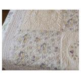 UL - Twin Bedding Set - Quilted Floral Bedspread & Coordinating Pillow Collection