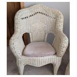 UL - Cream Wicker Armchairs Set With Coffee Table - Pair