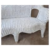 UL - White Wicker Sofa