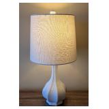 UL - White Ceramic Table Lamp with Crackle-Glaze Base