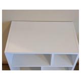 UL - White Bookshelf