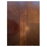 DR - Gorgeous Dining Table with Leaf