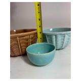 Lot of (2) Roseville Pottery Nesting Bowls & Teal Bauer Bowl