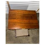 60s Singer Heavy Duty Sewing Machine in Walnut Wood - Works!