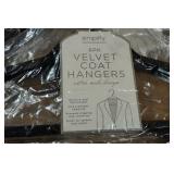 *24* Velvet Coated Hangers