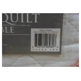 3-Piece Cotton Reversible Quilt - King