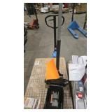 Husky 2.5-Ton Pro Low Profile Floor Jack