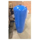 Water Worker 32 Gal. Pressurized Well Tank