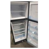 Unique Appliances Off-Grid 23.5 in. 9.7 cu. ft. Propane Top Freezer Refrigerator in Black