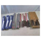 (EW5) Vintage Wood Flint Knife Hold...