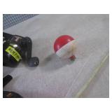 (BS) 4 Fishing Reels, Pole and Bobb...