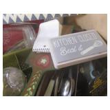 (BR1) Big Box of Assorted Kitchen I...
