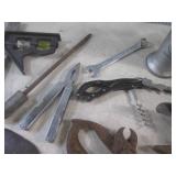 (BS) Assorted Vintage and Other Han...