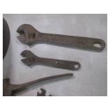 (BS) Assorted Vintage and Other Han...