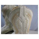 (CSB) Pair of Donaldo Crocodile Cow...