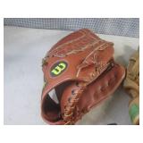 (EW4) 5 Assorted Baseball Gloves...