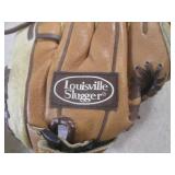 (EW4) 5 Assorted Baseball Gloves...