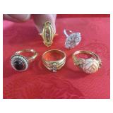 (CNTR) 5 Avon Rings...