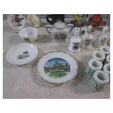 (EC1) Assortment of Vintage Ceramic...