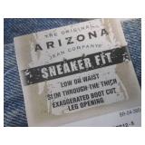 (CSB) 5 Pairs of Jeans - Lee, Marit...