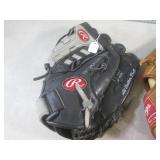 (EW6) 5 Assoorted Baseball Gloves...