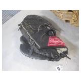 (EW6) 5 Assoorted Baseball Gloves...