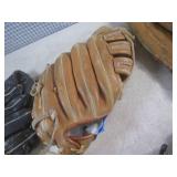 (EW6) 5 Assoorted Baseball Gloves...