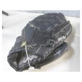 (EW5) 5 Assoorted Baseball Gloves...