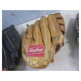 (EW5) 5 Assoorted Baseball Gloves...