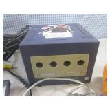 (CS) Nintendo Game Cube with 2 Cont...
