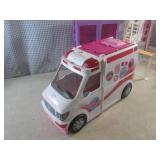 (EW6) Barbie Accessories - Ambulanc...