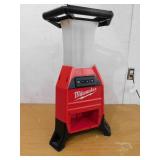 Milwaukee M18 18-Volt Lithium-Ion RADIUS Site Light (Tool-Only)