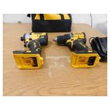 DEWALT ATOMIC 20-Volt MAX Lithium-Ion Cordless Combo Kit (2-Tool) with, Charger and Bag