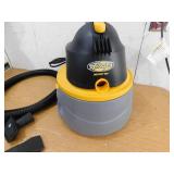 New - Stinger 2.5 Gal. 1.75 Peak HP Small Shop Vacuum Wet Dry Vac with Filter Bag, Hose, Utility and Car Nozzle Attachments HD2025
