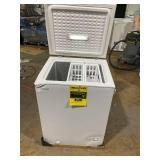 Vissani 5.0 cu. ft. Manual Defrost Chest Freezer with LED Light in White Model # HMCF5W5 (Transit Damage, SEE PHOTOS)