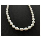 MCYS Cultured Freshwater Pearl Necklace (Clasp Needs Cleaning)