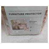 Floral Patchwork Scalloped Reversib...