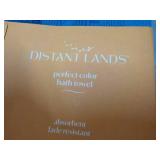 2 Distant Lands Bath Towels 30 x 54...